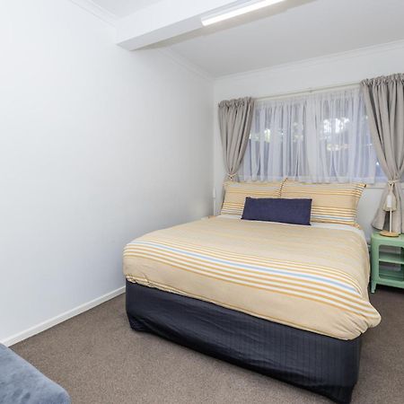 2 Bedroom Home Away From Home Near Cbd & Private Parking Hamilton Luaran gambar